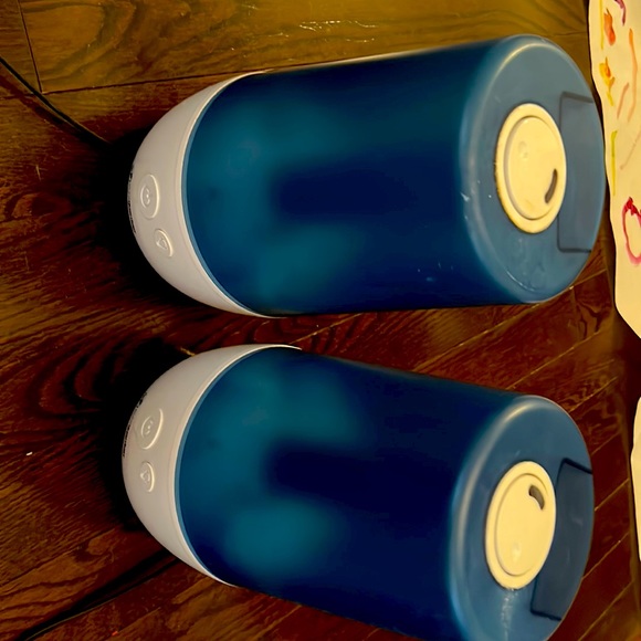 2 Blue Humidifiers - Picture 2 of 11